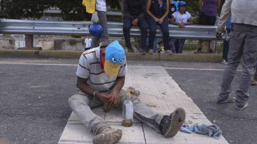 venezuela-maledizione-petrolio-recensione-film-01